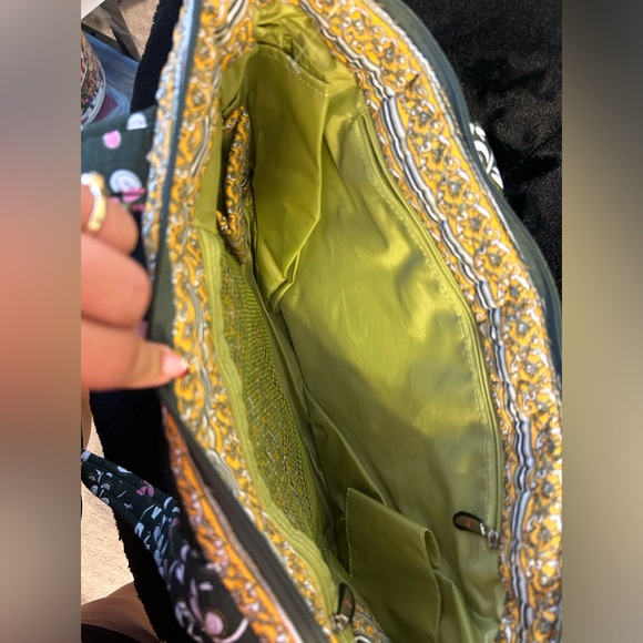 Travelon Tote Easy Wipe Down Interior - Picture 6 of 8